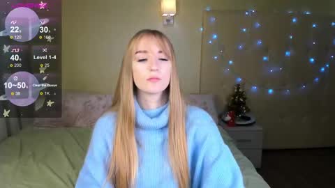 Snapshot of stacy_riiver chatting on December 13, 8:20 am Stacy Mon Tue Wed Thu Fri Sun GMT GMT 3 1000am - 0400pm  online show from December 13, 8:20 am