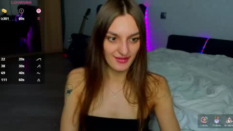 Snapshot of stacy_sexylips chatting on June 27, 10:04 pm Sexy lips online show from June 27, 10:04 pm
