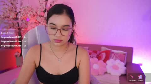 Snapshot of stacycooper_ chatting on April 25, 7:11 pm stacycooper_ online show from April 25, 7:11 pm