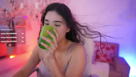 Snapshot of stacycooper_ chatting on May 9, 7:08 pm stacycooper_ online show from May 9, 7:08 pm