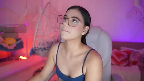 Snapshot of stacycooper_ chatting on June 3, 7:08 pm stacycooper_ online show from June 3, 7:08 pm