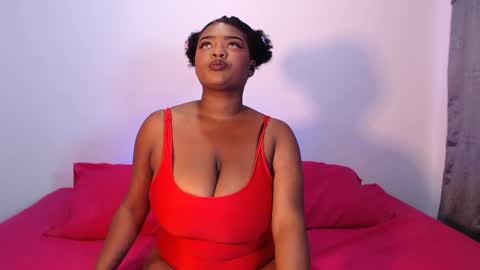 Snapshot of stacyhunterxxx chatting on March 1, 5:31 am STACY online show from March 1, 5:31 am