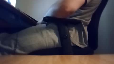 stallion891114 online show from April 14, 1:39 pm