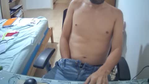 Snapshot of stallionvip chatting on September 21, 9:27 pm stallionvip online show from September 21, 9:27 pm