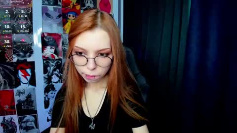 Snapshot of star_tarra chatting on May 4, 1:45 am Tarra online show from May 4, 1:45 am