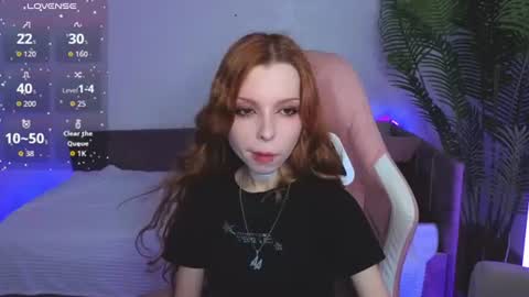 Snapshot of star_tarra chatting on June 11, 2:11 am Tarra online show from June 11, 2:11 am