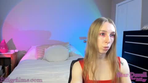 Snapshot of starduvall chatting on February 11, 10:50 pm Star Deluge online show from February 11, 10:50 pm