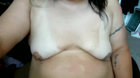 Snapshot of starella___saxxxton chatting on June 23, 3:10 pm starella___saxxxton online show from June 23, 3:10 pm