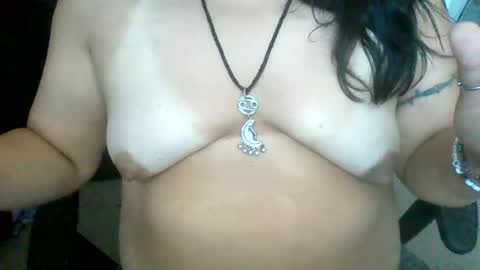Snapshot of starella___saxxxton chatting on July 6, 3:47 pm starella___saxxxton online show from July 6, 3:47 pm