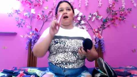 alejandra online show from April 18, 7:40 pm