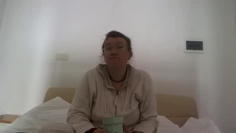Snapshot of starlagurl chatting on January 23, 5:56 am starlagurl online show from January 23, 5:56 am