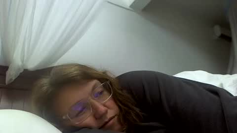 Snapshot of starlagurl chatting on March 10, 4:25 pm starlagurl online show from March 10, 4:25 pm