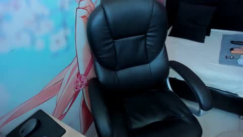 Snapshot of starlettays chatting on September 19, 4:03 am StarletTays online show from September 19, 4:03 am