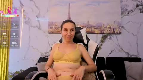 starlight_mature11_aws online show from June 12, 8:08 pm