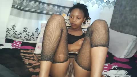 Snapshot of starnah chatting on June 5, 12:44 pm starnah online show from June 5, 12:44 pm