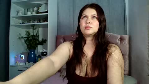 Snapshot of starsweetcute chatting on June 10, 9:41 am Celeste online show from June 10, 9:41 am