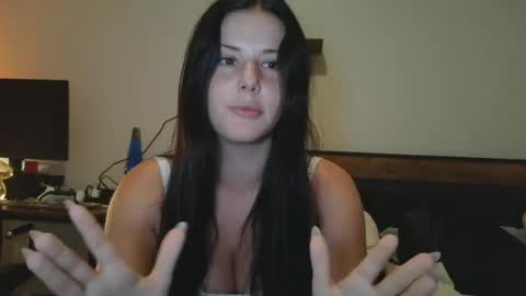 Snapshot of stassiebabyxo chatting on June 14, 12:19 am stassiebby online show from June 14, 12:19 am