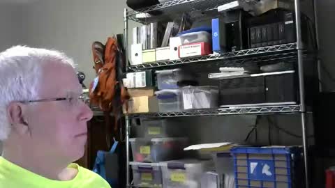 Snapshot of stasw20 chatting on February 7, 5:11 am stasw20 online show from February 7, 5:11 am