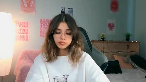 Snapshot of ste11arium chatting on May 26, 1:40 pm Sara online show from May 26, 1:40 pm