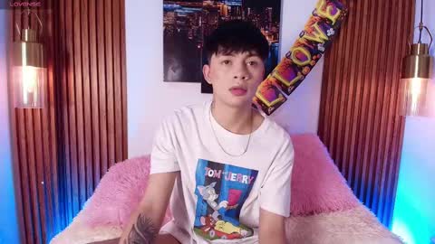 Steev online show from October 22, 9:36 pm