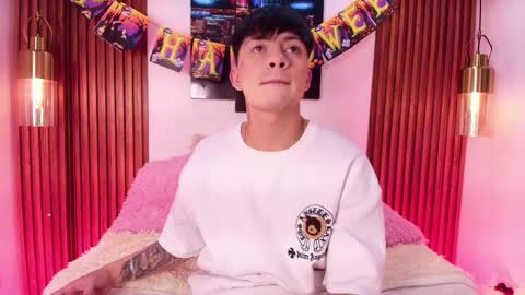 Steev online show from October 23, 8:18 pm