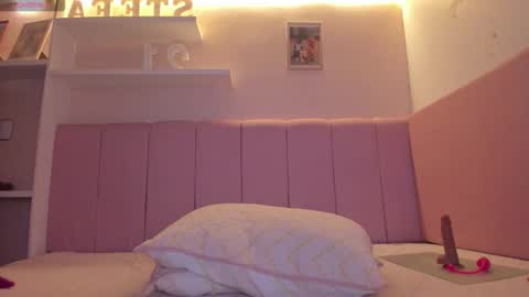 Stefa Gomez  online show from March 22, 12:08 pm