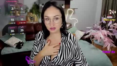 StefanaWinter online show from October 21, 4:57 am