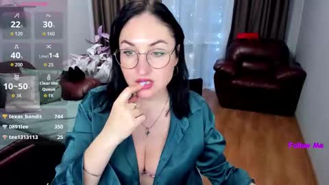 Snapshot of stefanawinter chatting on May 11, 4:04 pm StefanaWinter online show from May 11, 4:04 pm