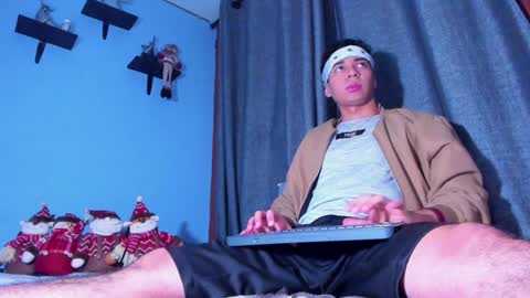 Stefann Salvatore online show from January 6, 11:31 pm