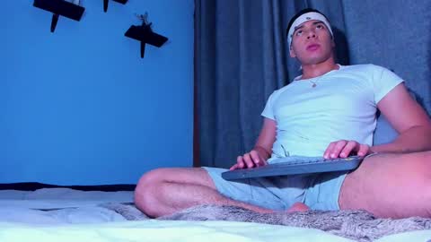 Stefann Salvatore online show from February 9, 4:57 am