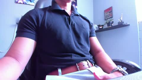 Snapshot of stefann_salvatore chatting on May 15, 4:03 pm Stefann Salvatore online show from May 15, 4:03 pm
