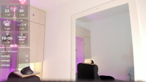 stefannyevans_ online show from January 14, 1:28 pm