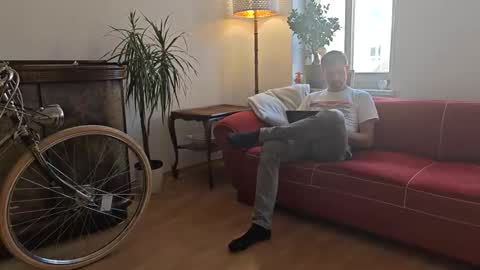 Snapshot of stefanogio chatting on June 7, 5:38 pm Stefan online show from June 7, 5:38 pm