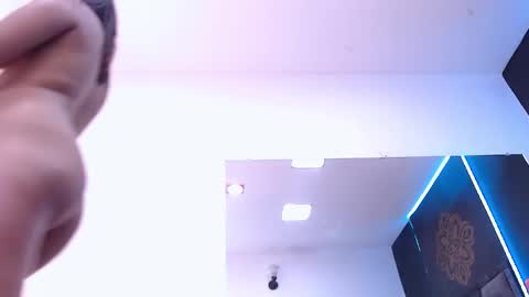 Snapshot of stefany_bro chatting on February 25, 5:36 pm Stefany Brown online show from February 25, 5:36 pm