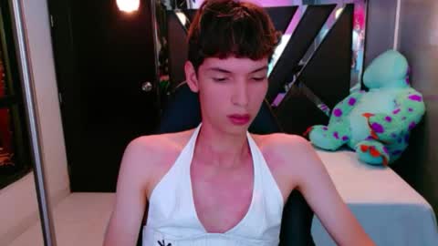 stefany piink online show from April 22, 8:54 pm