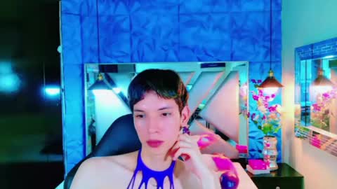Snapshot of stefany_piink chatting on May 10, 4:34 pm stefany piink online show from May 10, 4:34 pm