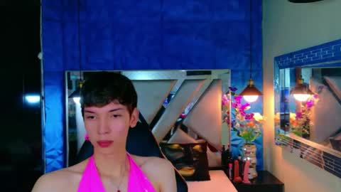 Snapshot of stefany_piink chatting on May 26, 12:45 pm stefany piink online show from May 26, 12:45 pm