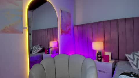 STEFANY online show from April 23, 8:22 pm