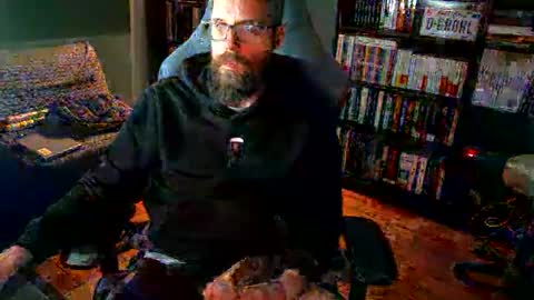 Snapshot of stefffg chatting on May 8, 8:36 pm MeStef online show from May 8, 8:36 pm