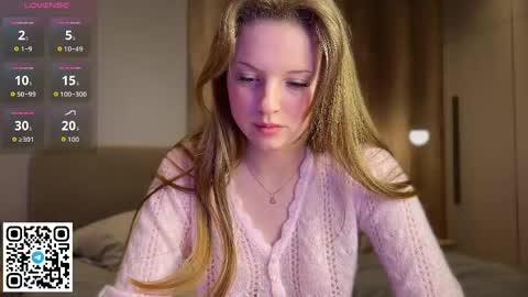 Snapshot of steffi_meoww chatting on April 25, 7:33 pm STEFI Streams every day from 10 PM GTM1 online show from April 25, 7:33 pm