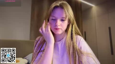 Snapshot of steffi_meoww chatting on May 14, 10:27 pm STEFI Streams every day from 10 PM GTM1 online show from May 14, 10:27 pm