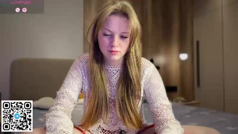 Snapshot of steffi_meoww chatting on May 19, 10:16 pm STEFI Streams every day from 10 PM GTM1 online show from May 19, 10:16 pm