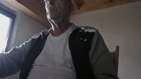 Snapshot of stefi444466 chatting on April 26, 5:38 am stefi444466 online show from April 26, 5:38 am