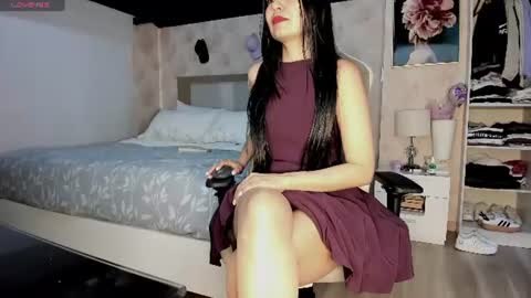 Snapshot of stefi_alizon chatting on July 18, 8:12 pm Zuly online show from July 18, 8:12 pm