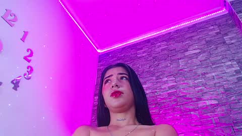 Snapshot of steisy_star chatting on January 5, 3:13 pm Steisy online show from January 5, 3:13 pm