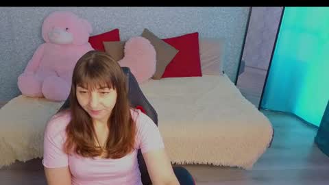 Snapshot of steladream chatting on June 27, 9:25 am Stela online show from June 27, 9:25 am
