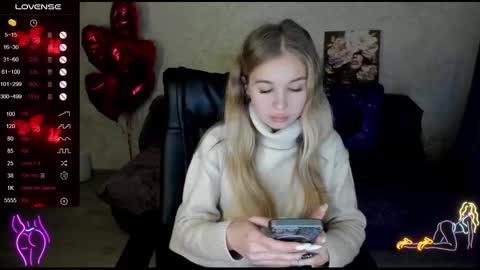 Stella  Cox online show from March 5, 5:42 pm