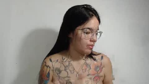 Snapshot of stella_art chatting on December 30, 3:03 am Stella online show from December 30, 3:03 am