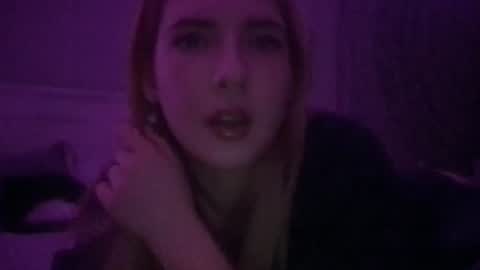 Snapshot of stelladams chatting on June 18, 5:08 am stelladams online show from June 18, 5:08 am