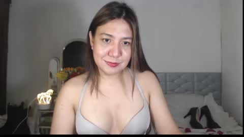 Stella online show from November 22, 3:27 am